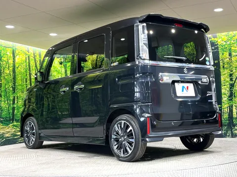 Suzuki Spacia Custom