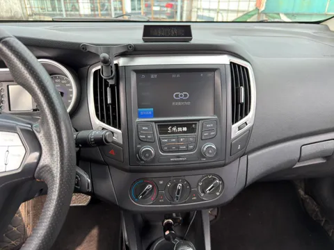 Dongfeng AX3