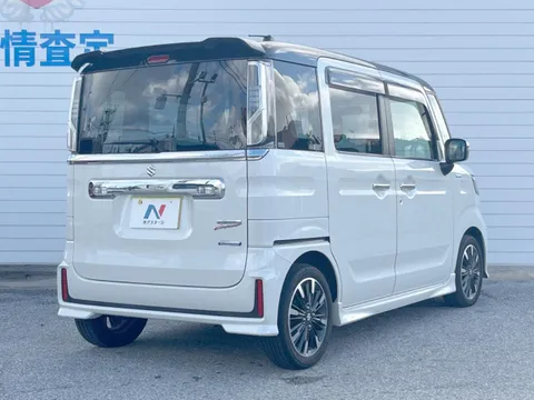 Suzuki Spacia Custom