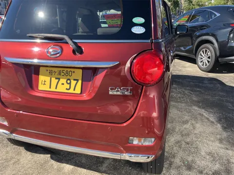 Daihatsu Cast