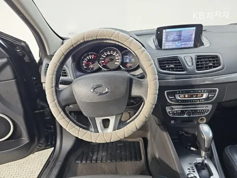Renault SM3
