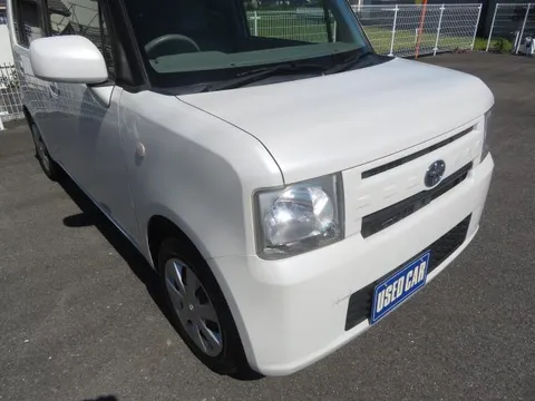 Toyota Pixis Space