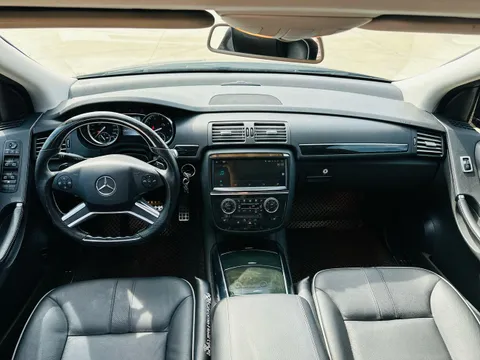 Mercedes-Benz R-Class