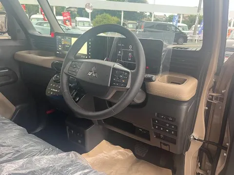 Mitsubishi Delica Mini