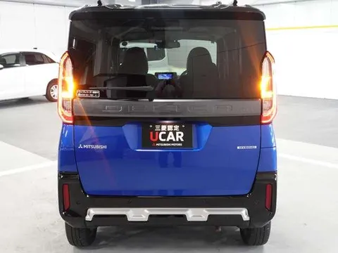 Mitsubishi Delica Mini
