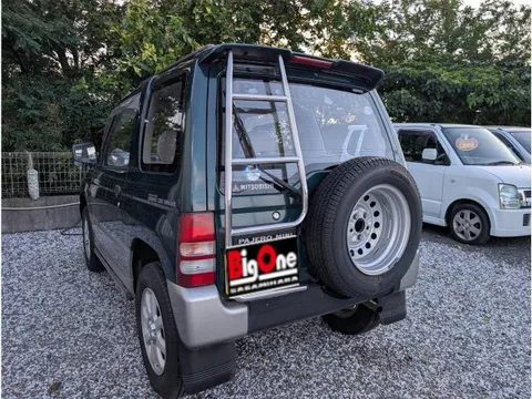 Mitsubishi Pajero Mini