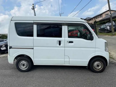 Mitsubishi Minicab Van