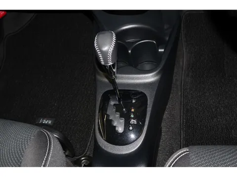 Toyota Yaris (Vitz)