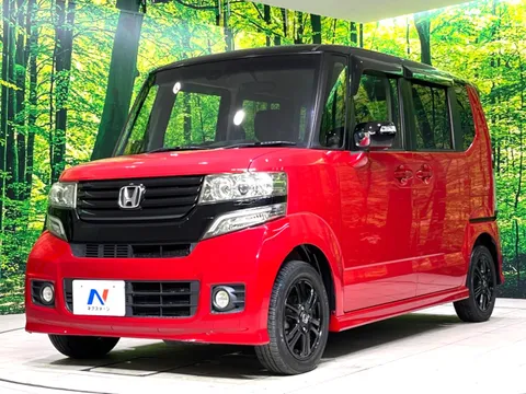 Honda N-BOX Custom
