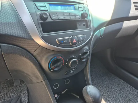 Hyundai Accent