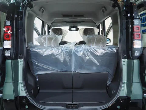 Mitsubishi Delica Mini