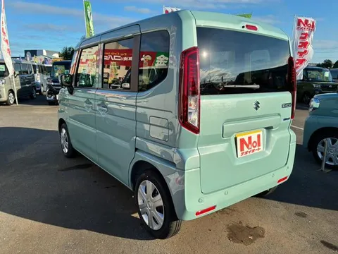 Suzuki Spacia