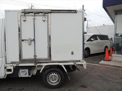Nissan Clipper Truck