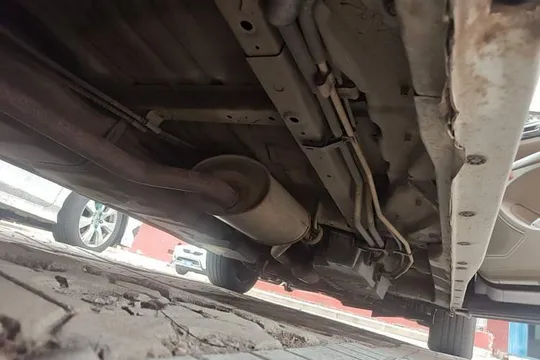 BYD M6