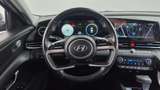 Hyundai Elantra (Avante)