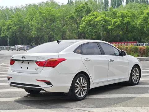 Hyundai Mistra