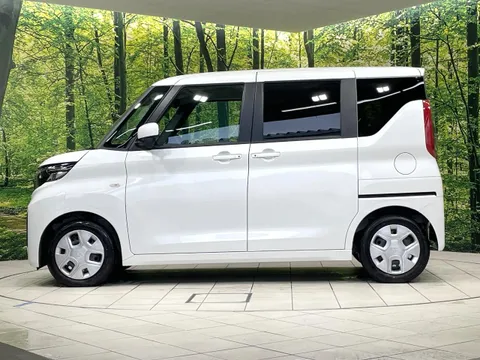 Mitsubishi eK Space