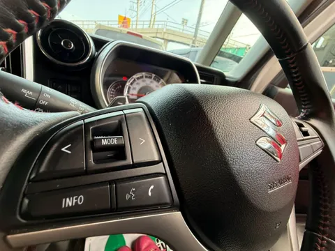 Suzuki Spacia Custom