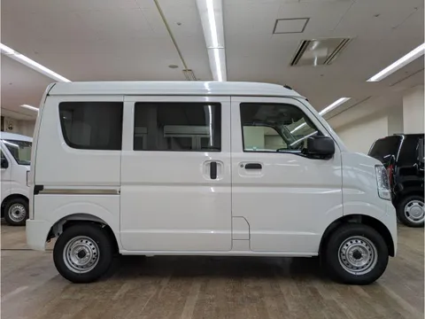 Nissan Clipper