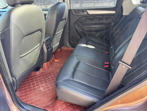 Roewe RX5