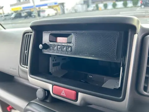 Mitsubishi Minicab Van