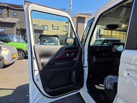 Suzuki Spacia Custom