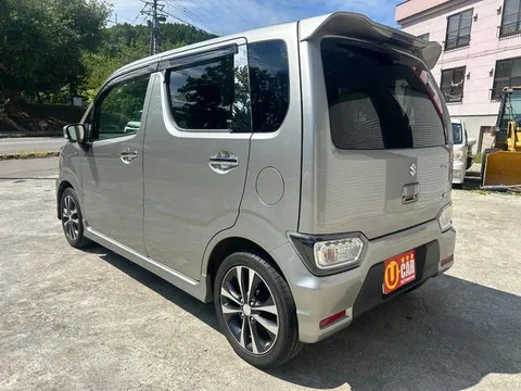 Suzuki Wagon R Stingray