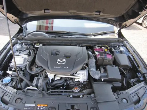 Mazda MAZDA3 Fastback