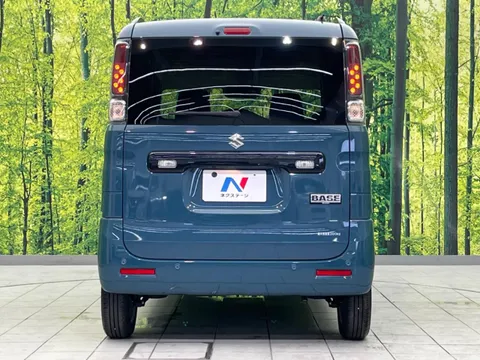 Suzuki Spacia Base