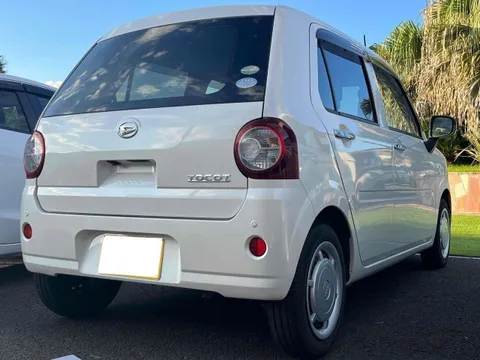 Daihatsu Mira Tocot