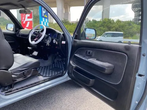 Toyota Hilux Sports Pick Up