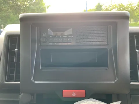 Mitsubishi Minicab Van