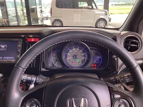 Honda N-WGN Custom
