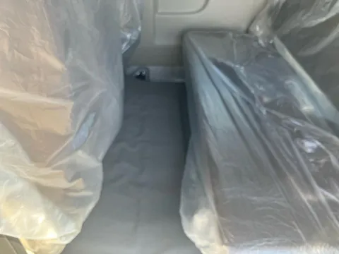 Mitsubishi Minicab Van