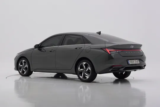 Hyundai Elantra (Avante)