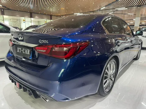 Infiniti Q50L