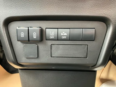 Nissan Clipper Van