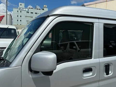 Nissan Clipper
