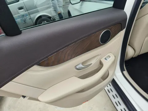 Mercedes-Benz Mercedes-Benz GLC