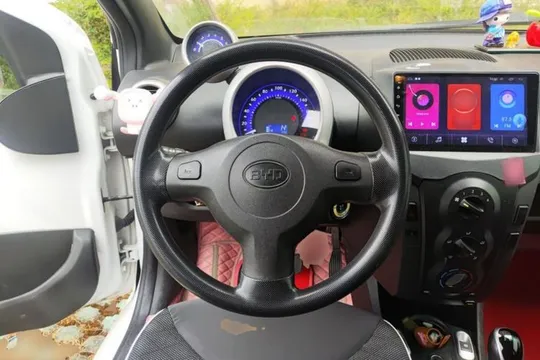 BYD F0