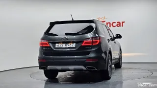 Hyundai Grand Santa Fe (Maxcruz)