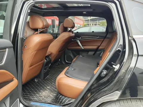 Honda UR-V