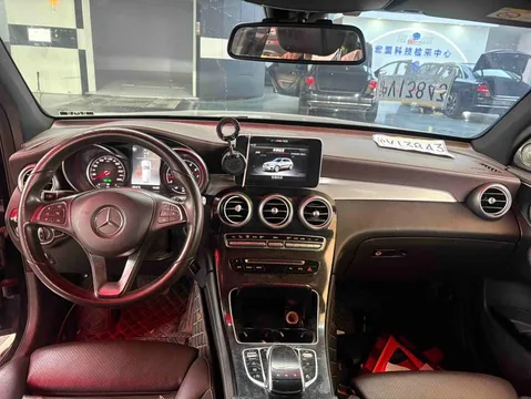 Mercedes-Benz Mercedes-Benz GLC