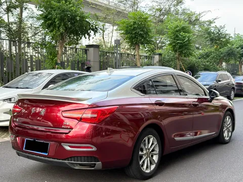 Hongqi H5