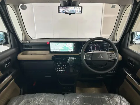 Mitsubishi Delica Mini