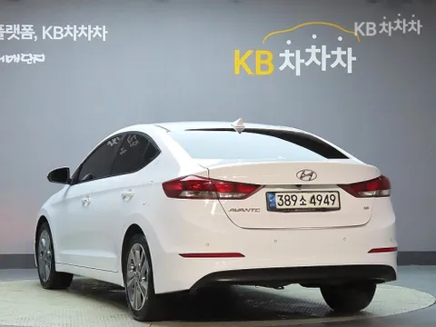 Hyundai Elantra (Avante)