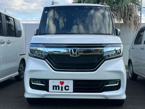 Honda N-BOX Custom