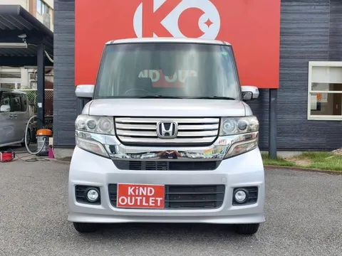 Honda N-BOX Custom