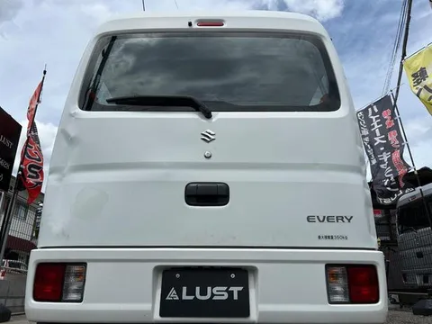 Suzuki Every