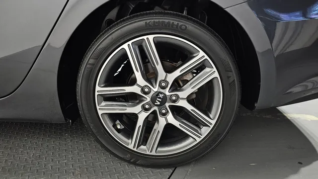 Kia Cerato (K3)